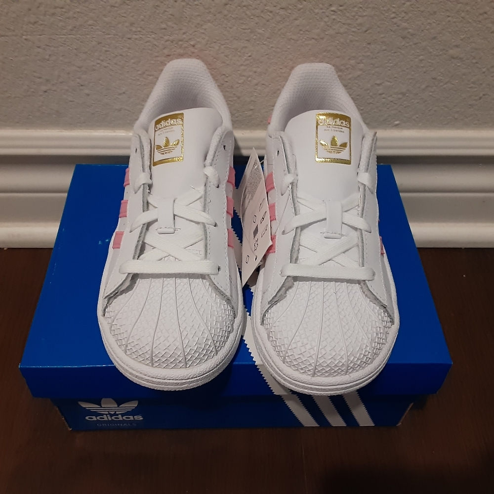 Adidas - Picture 2 of 4